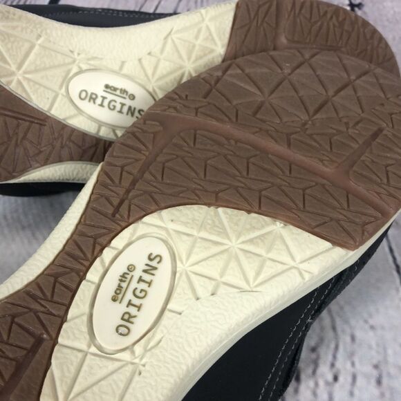 Earth Origins Emilia Black Sneaker Mules Women’s Sz 7 - Picture 9 of 10